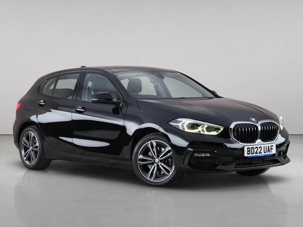 2022 BMW 1 SERIES 1.5 118I SPORT LCP DCT EURO 6 S S 5DR 2022 12,571... photo