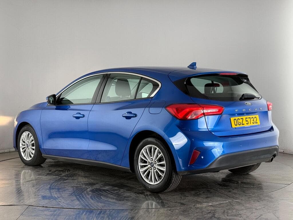 FORD FOCUS 1.0T ECOBOOST TITANIUM EURO 6 S S 5DR 2019 38,948 MILES PETROL... image 6