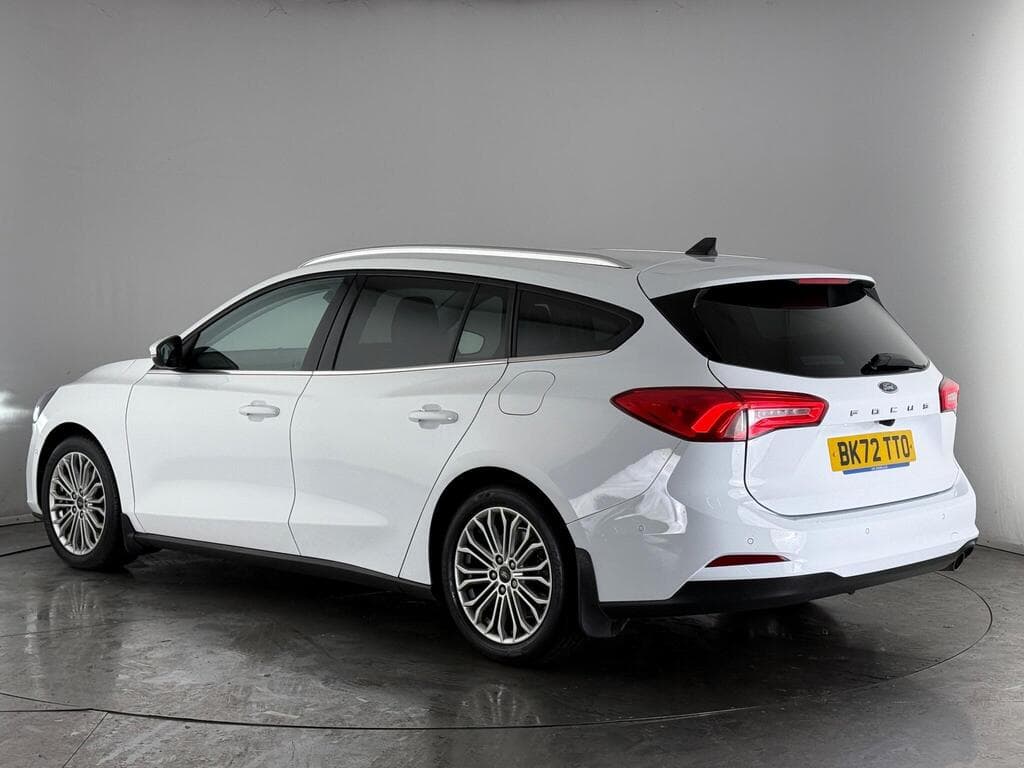 FORD FOCUS 1.0T ECOBOOST TITANIUM X AUTO EURO 6 S S 5DR 2022 27,212... image 6