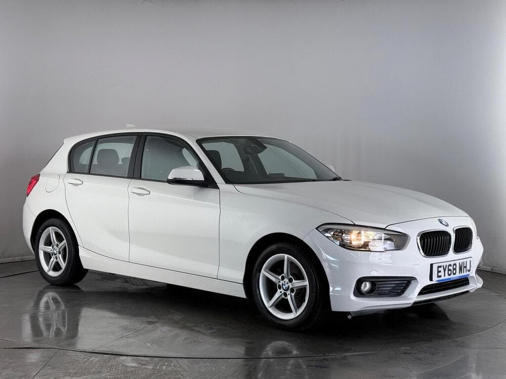 2018 BMW 1 Series 1.5 118i SE Euro 6 (s/s) 5dr 2018 photo