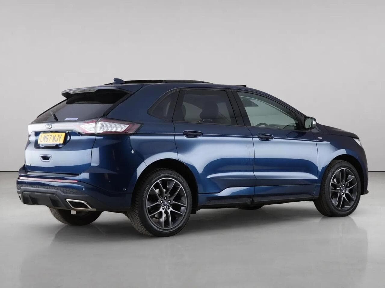 Ford Edge thumbnail Rear Right