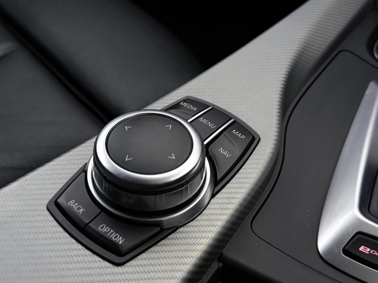BMW 3 Series thumbnail Misc Controls