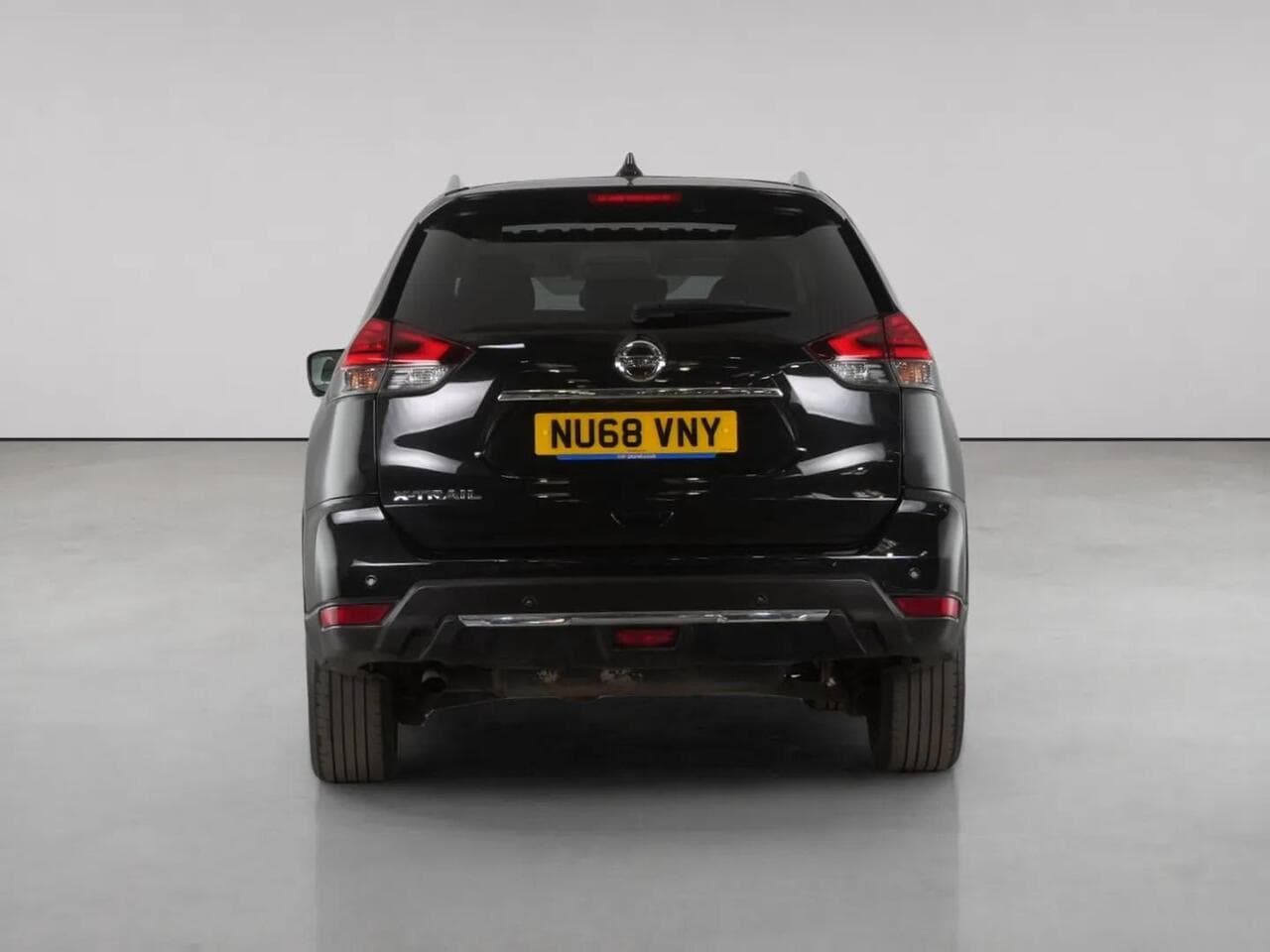 Nissan X-Trail thumbnail Rear