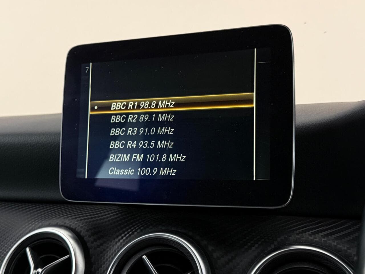 Mercedes-Benz A Class thumbnail Infotainment System