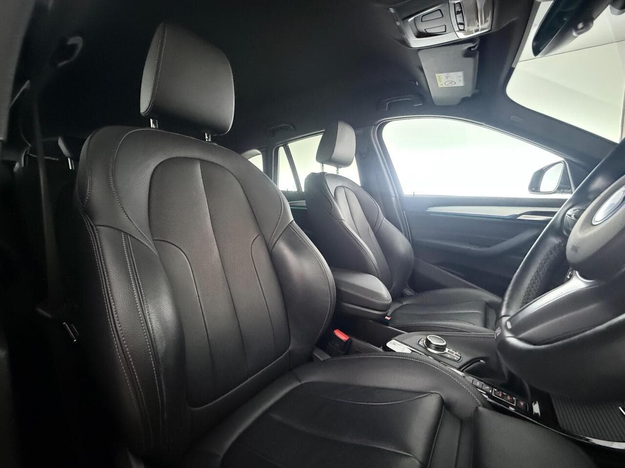 BMW X1 thumbnail Seat Driver