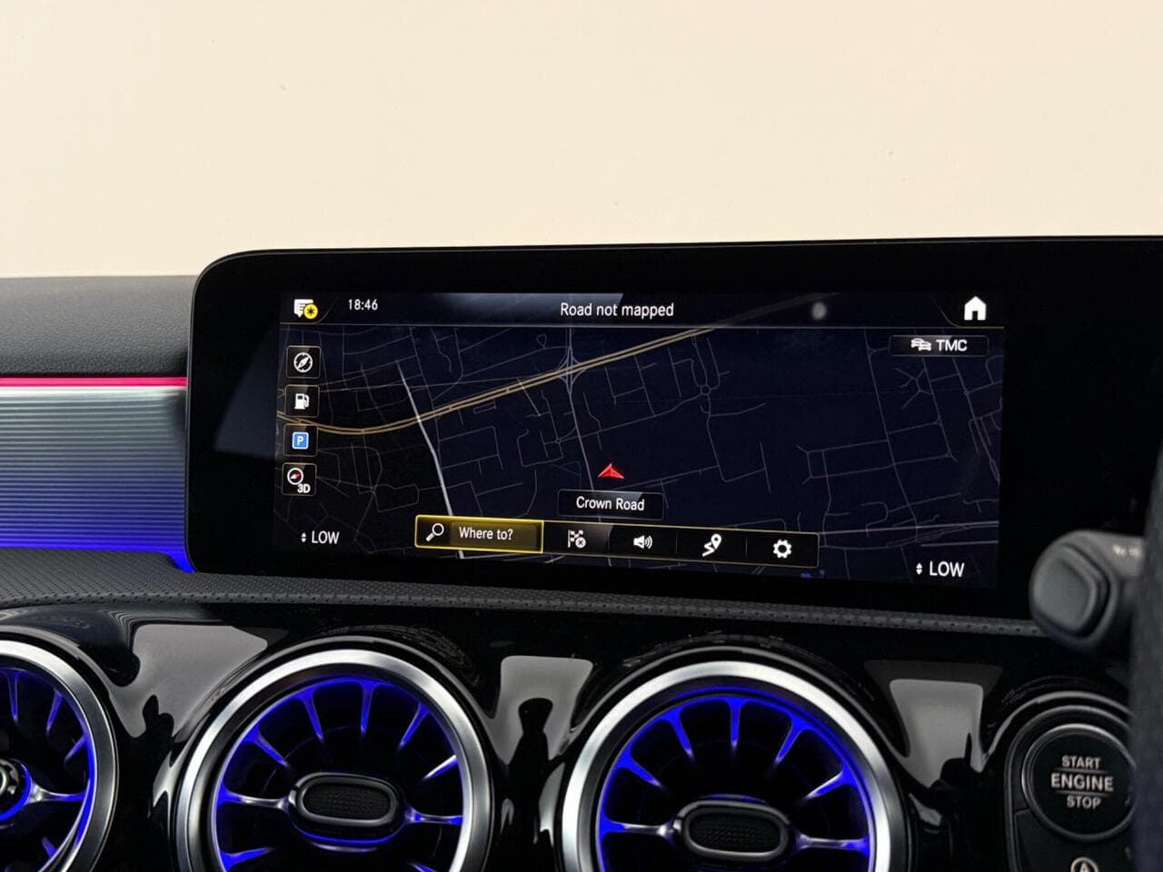 Mercedes-Benz A Class thumbnail Infotainment System