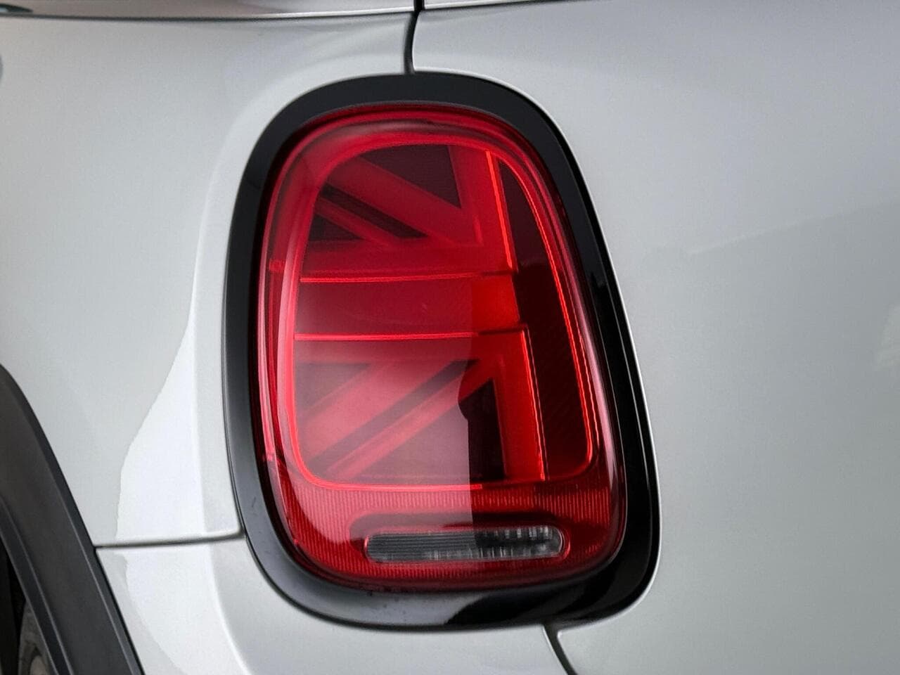 MINI Hatch thumbnail Lights Rear