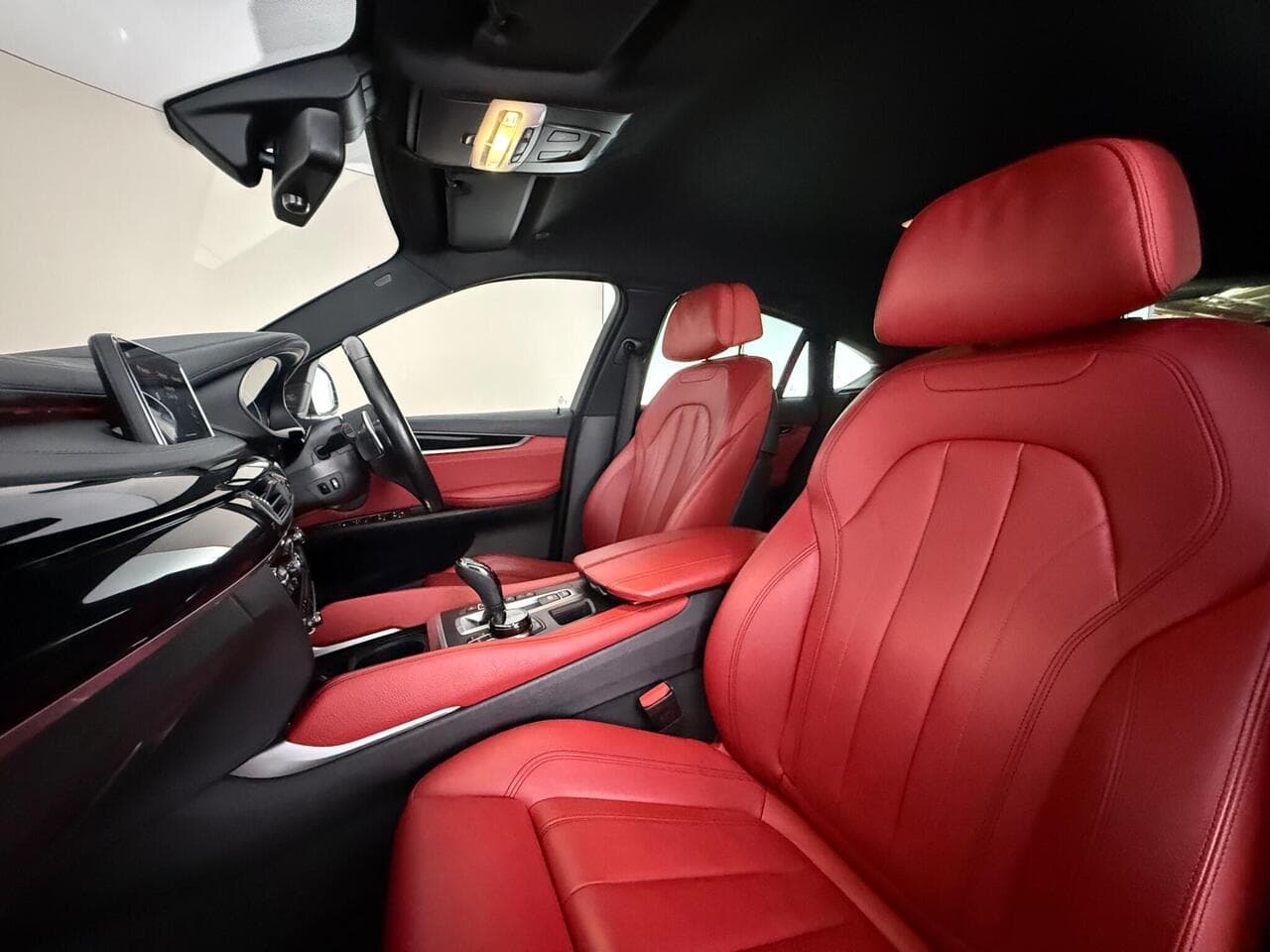 BMW X6 thumbnail Seat Front Passenger