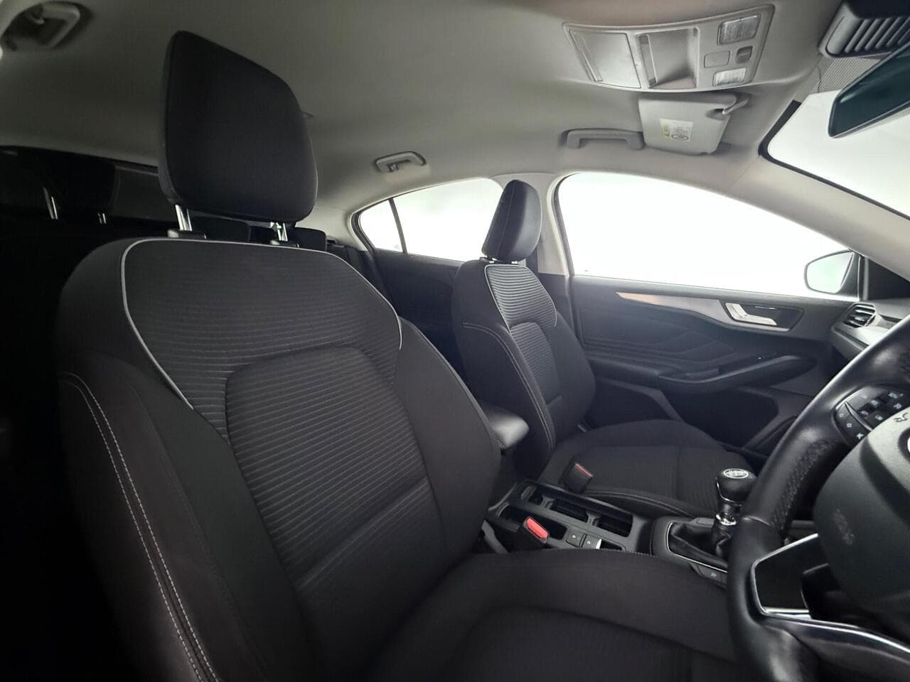 Ford Focus thumbnail Seat Driver