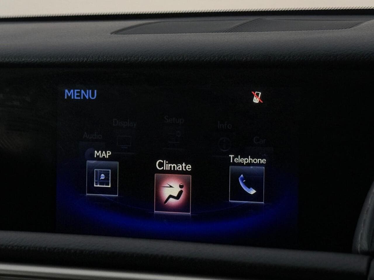 Lexus IS thumbnail Infotainment System