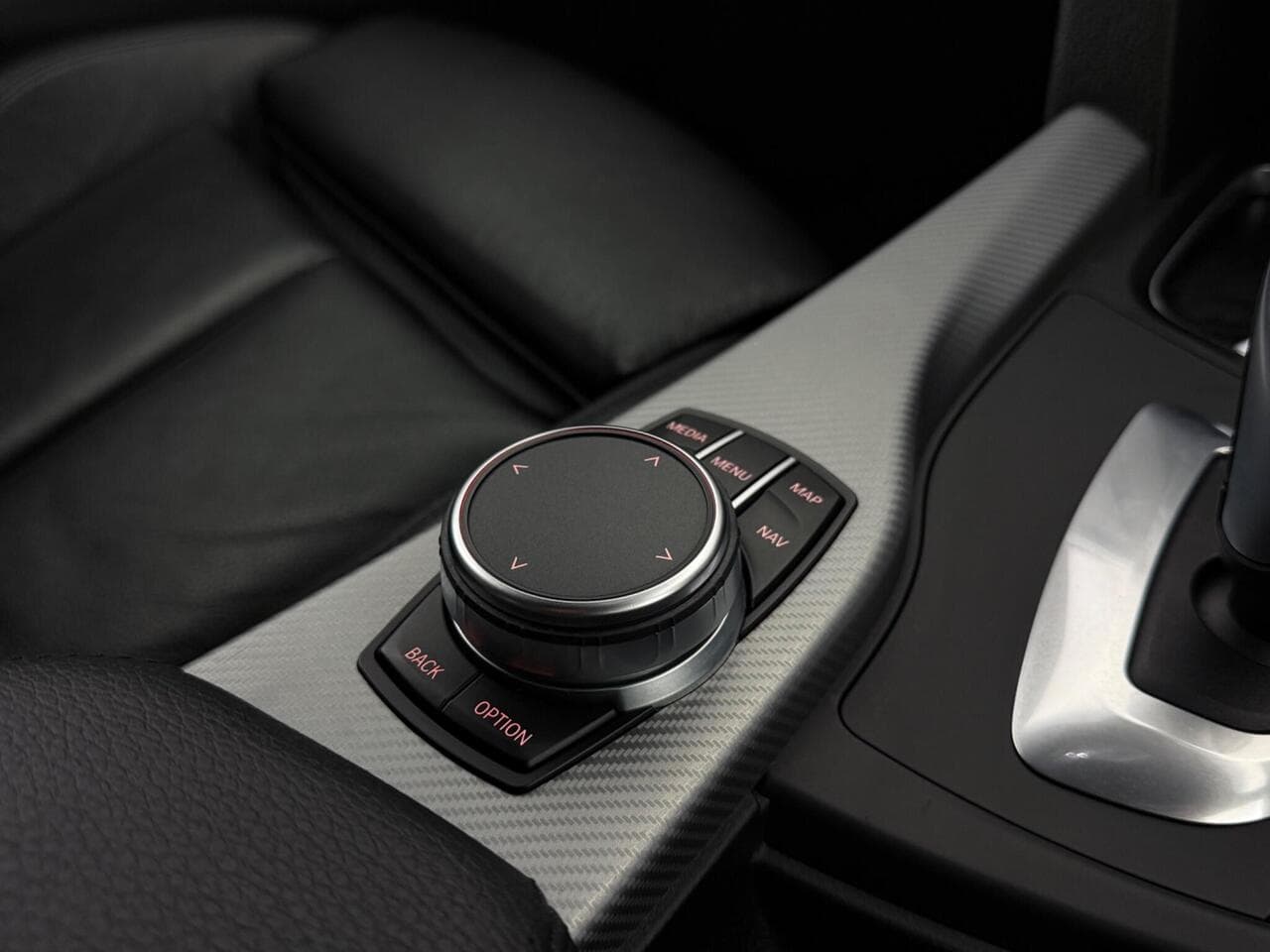 BMW 4 Series Gran Coupe thumbnail Interior Front