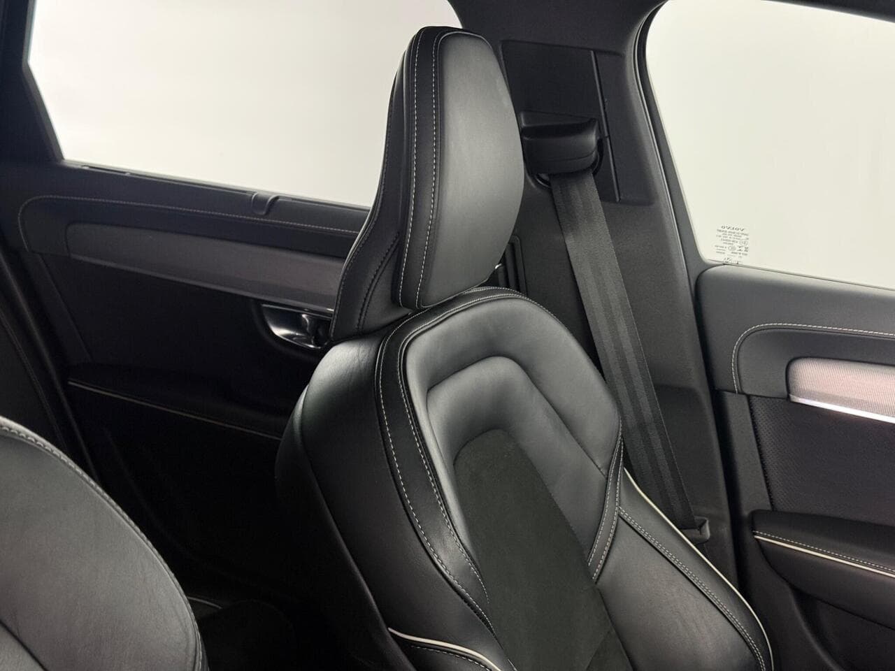 Volvo V90 thumbnail Seat Driver