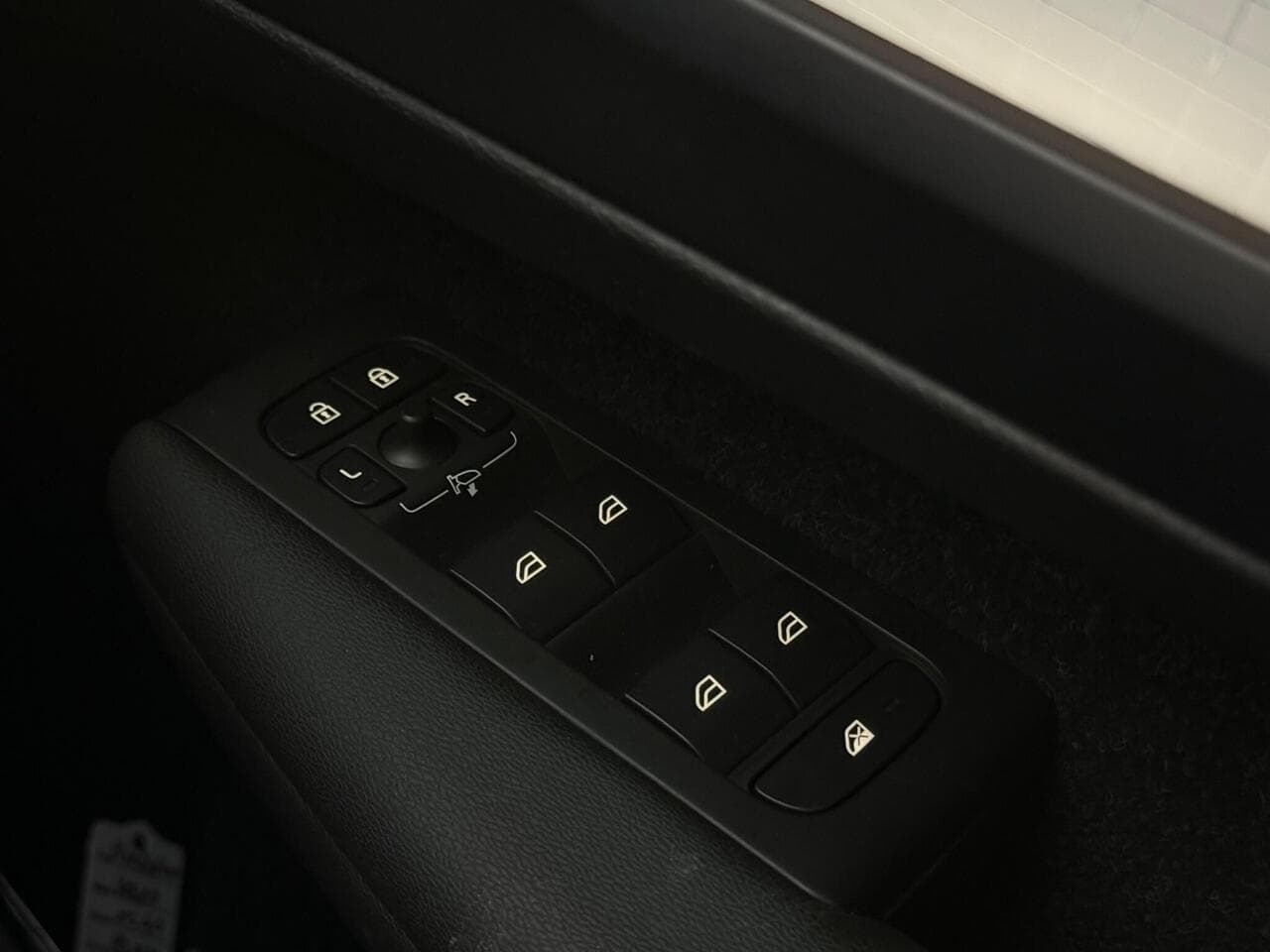 Volvo XC40 thumbnail Inconclusive