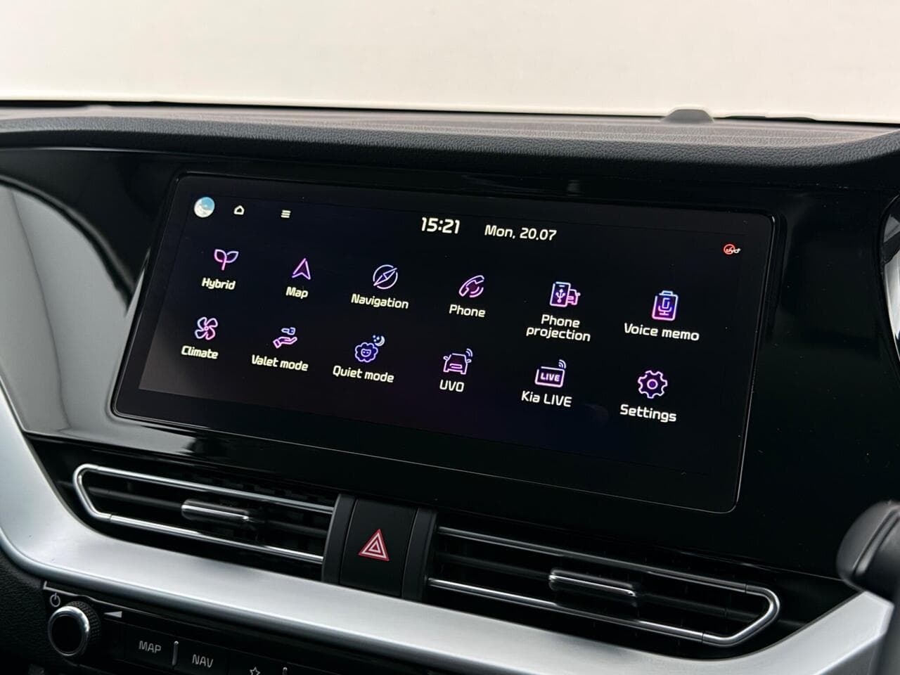Kia Niro thumbnail Infotainment System