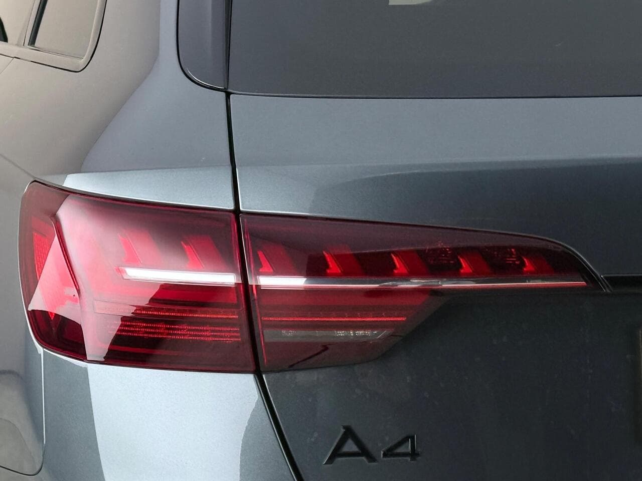 Audi A4 Avant thumbnail Lights Rear