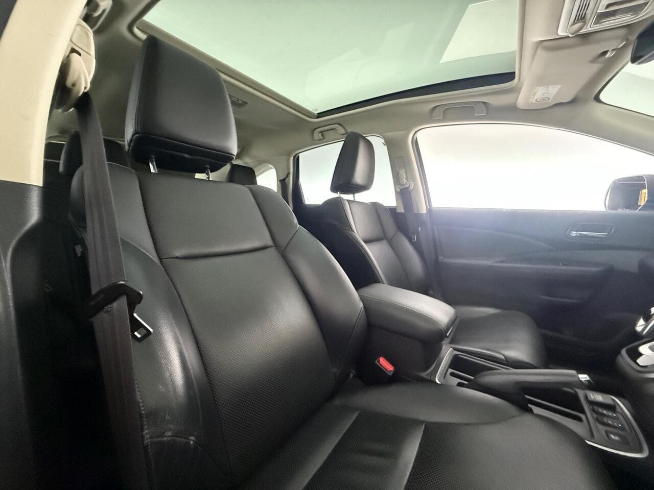 Honda CR-V thumbnail Seat Driver