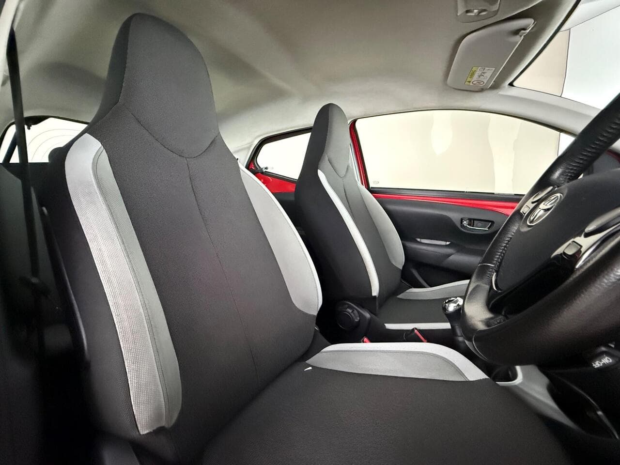 Toyota AYGO thumbnail Seat Driver
