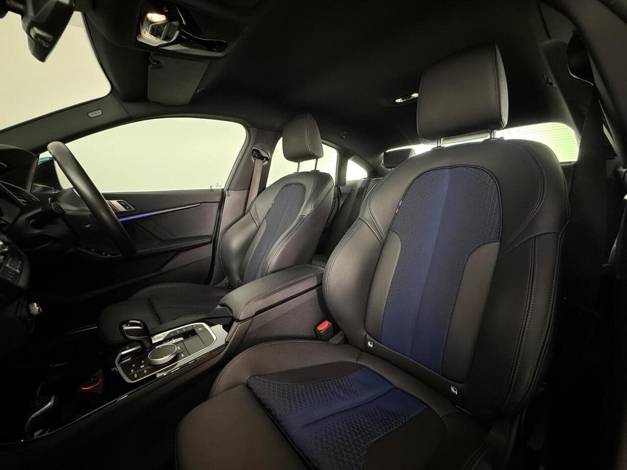 BMW 2 Series Gran Coupe thumbnail Seat Front Passenger