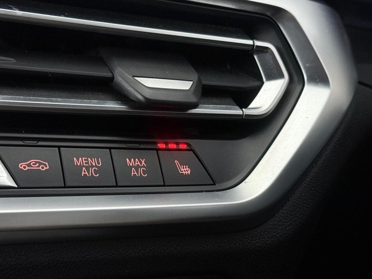 BMW 3 Series thumbnail Misc Controls