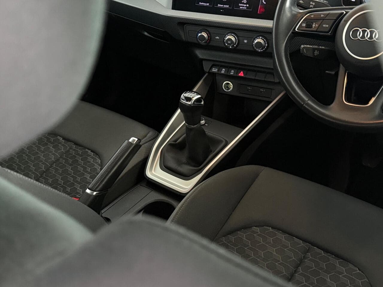 Audi A1 thumbnail Interior Front