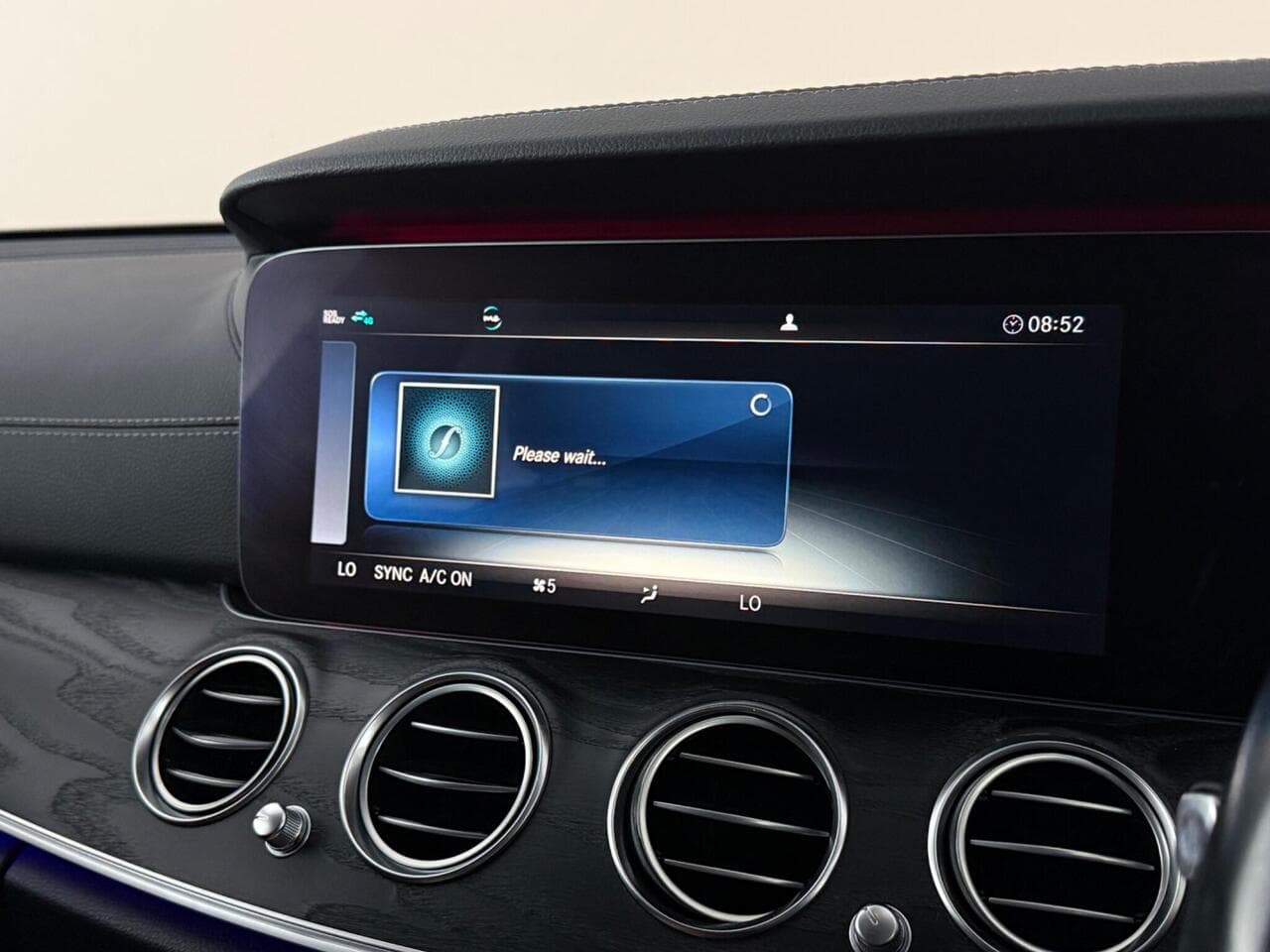 Mercedes-Benz E Class thumbnail Infotainment System