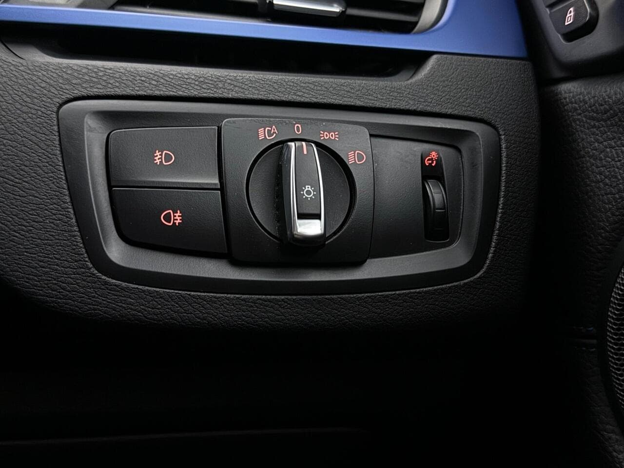 BMW X1 thumbnail Misc Controls