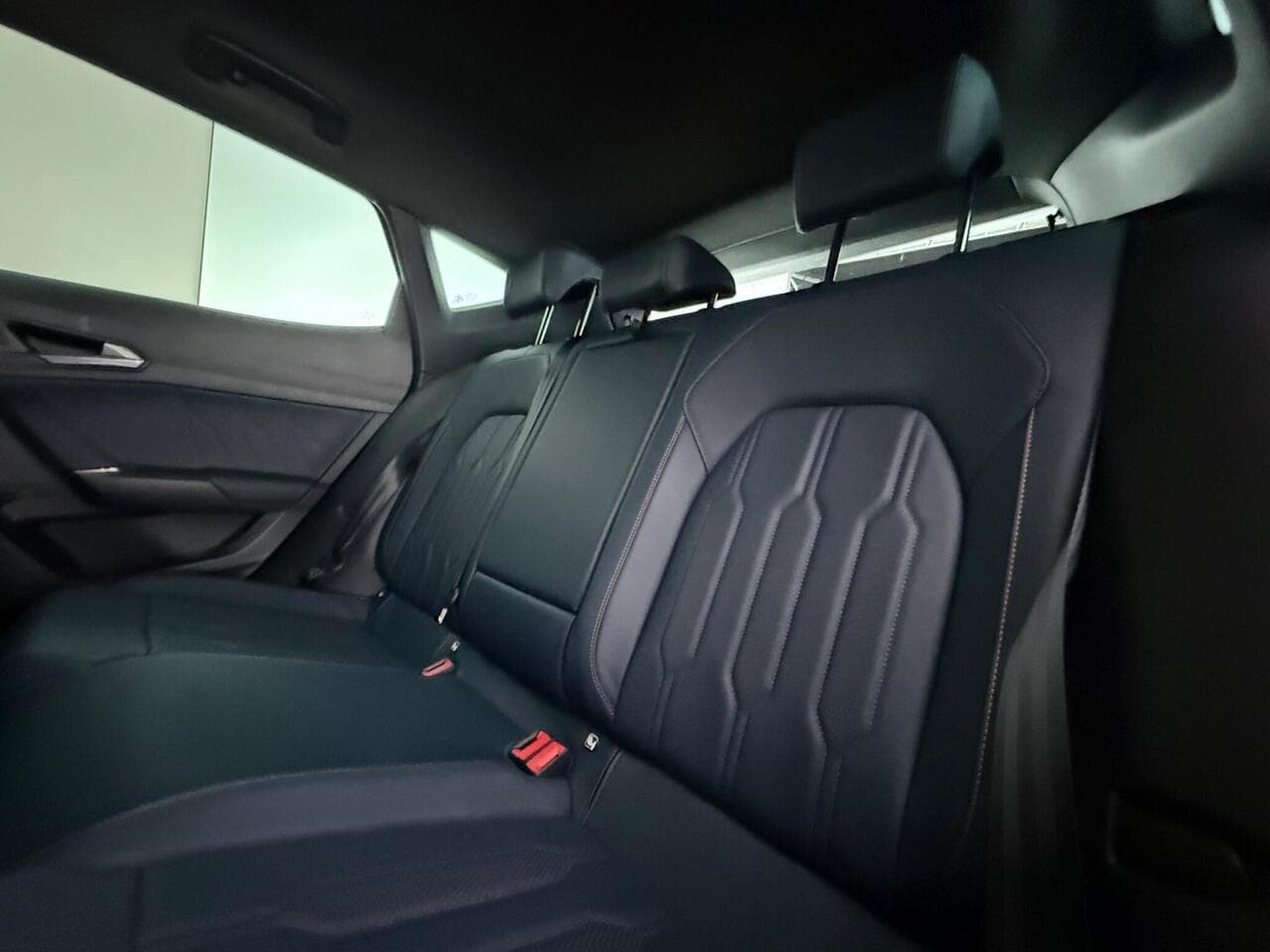 CUPRA Formentor thumbnail Seats Rear