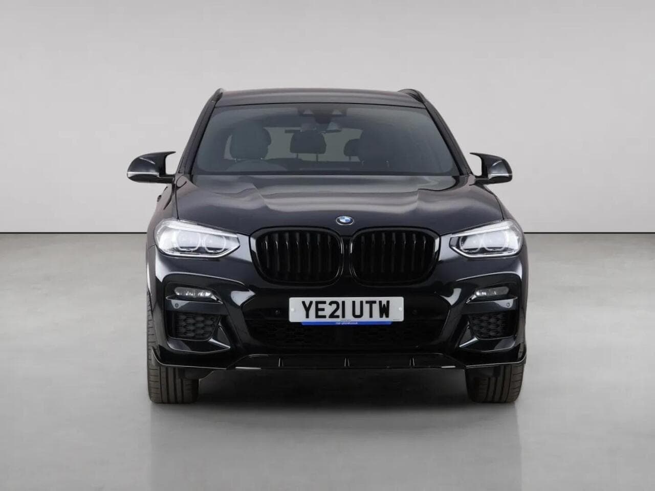 BMW X3 thumbnail Front