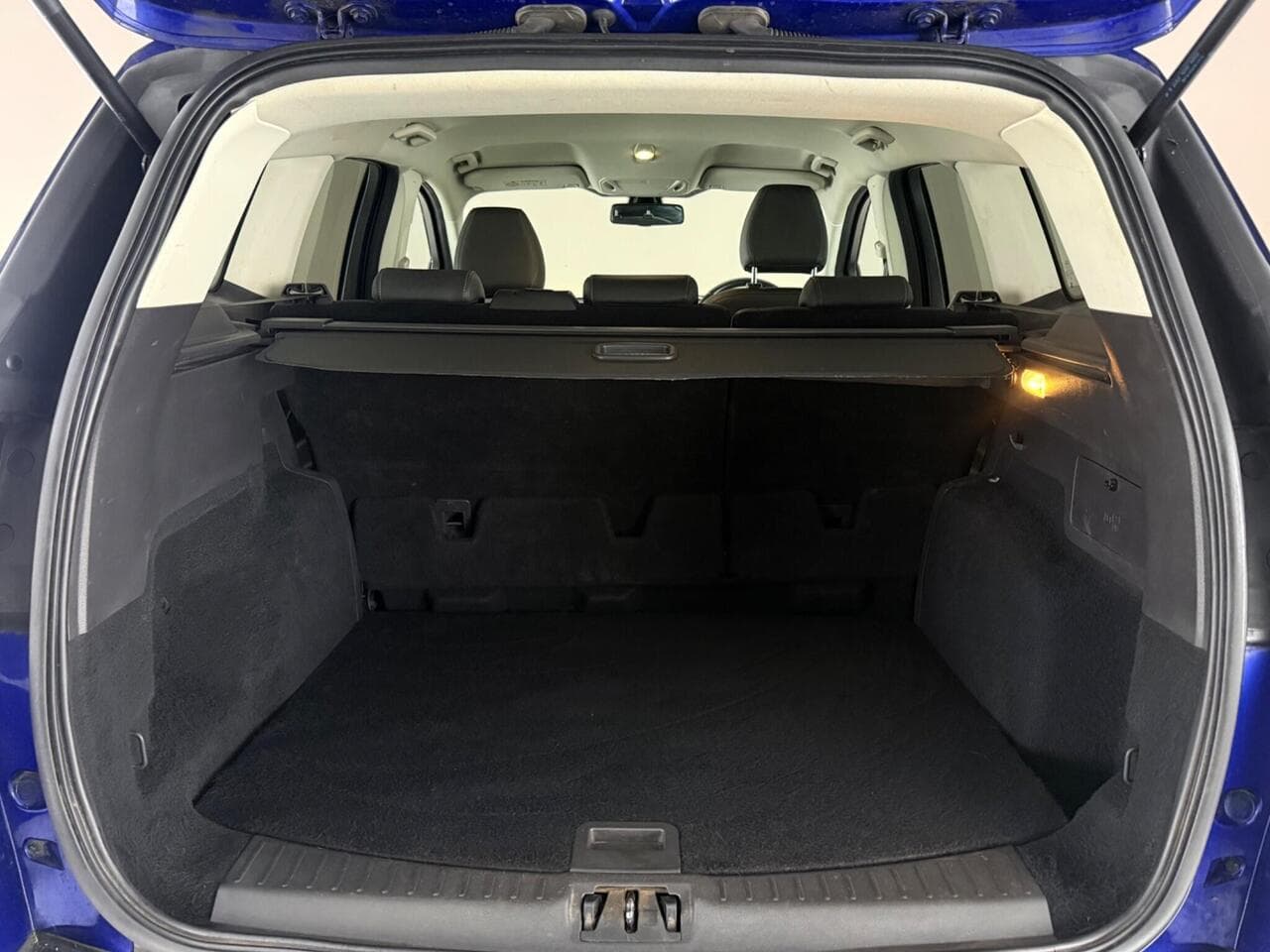 Ford Kuga thumbnail Boot