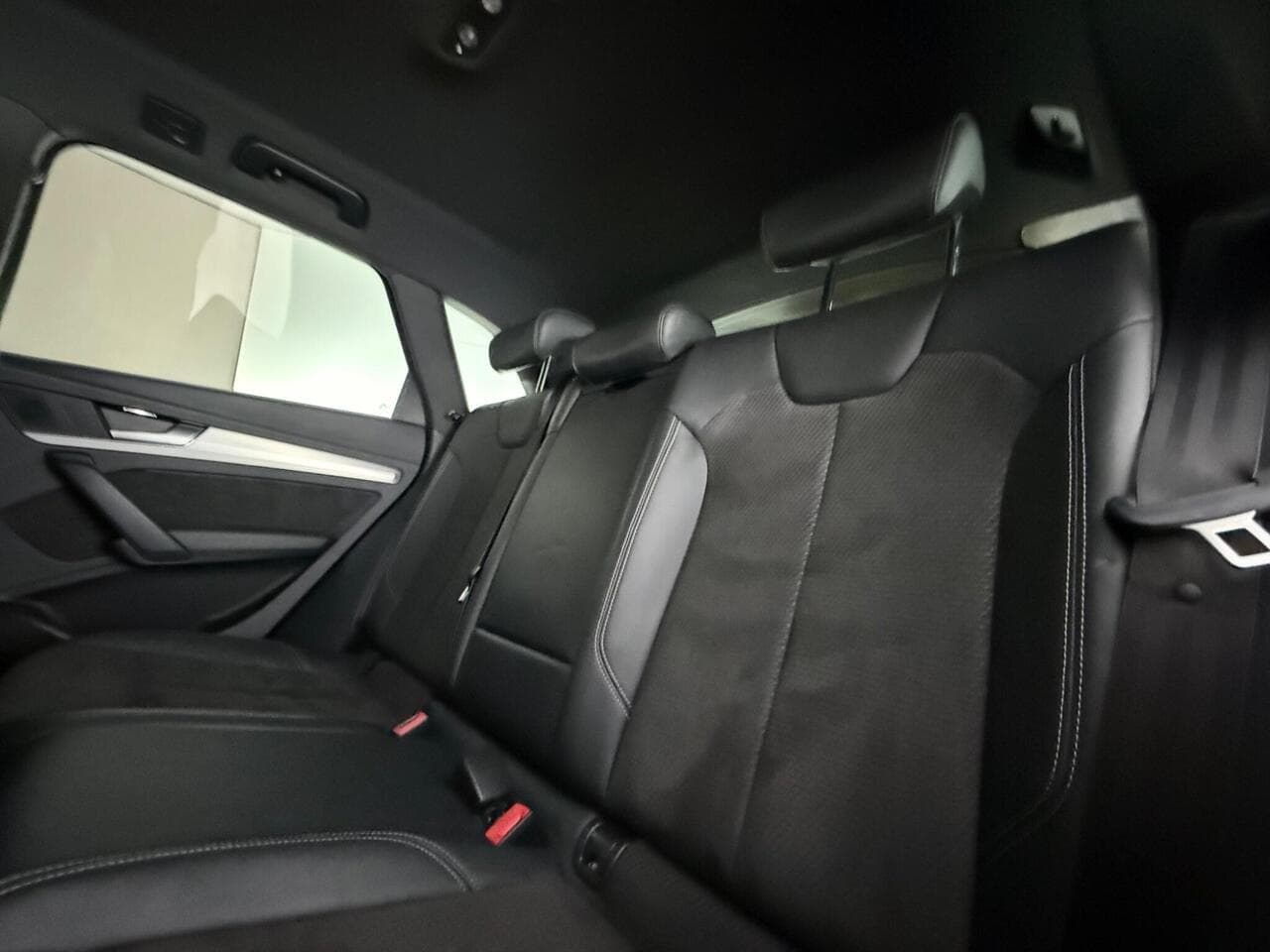 Audi Q5 thumbnail Seats Rear