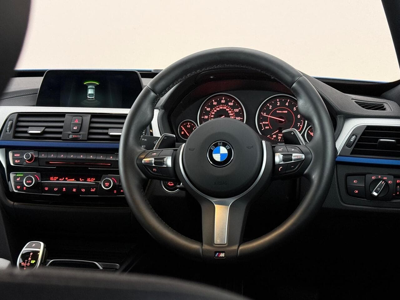 BMW 3 Series Gran Turismo thumbnail Steering Wheel