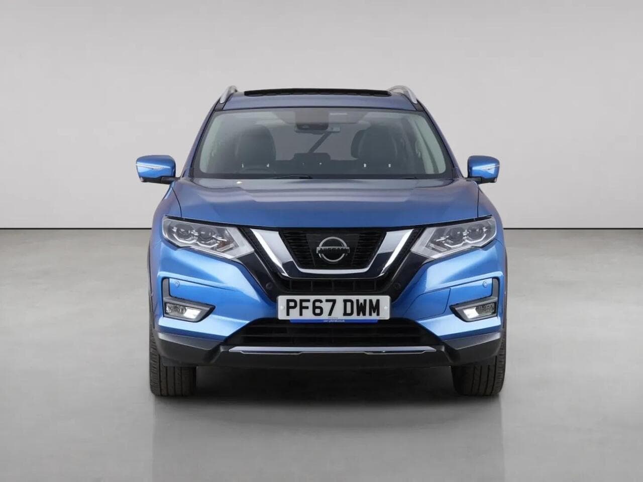 Nissan X-Trail thumbnail Front