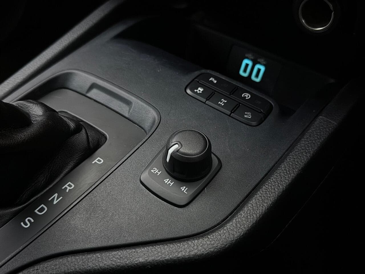 Ford Ranger thumbnail Misc Controls