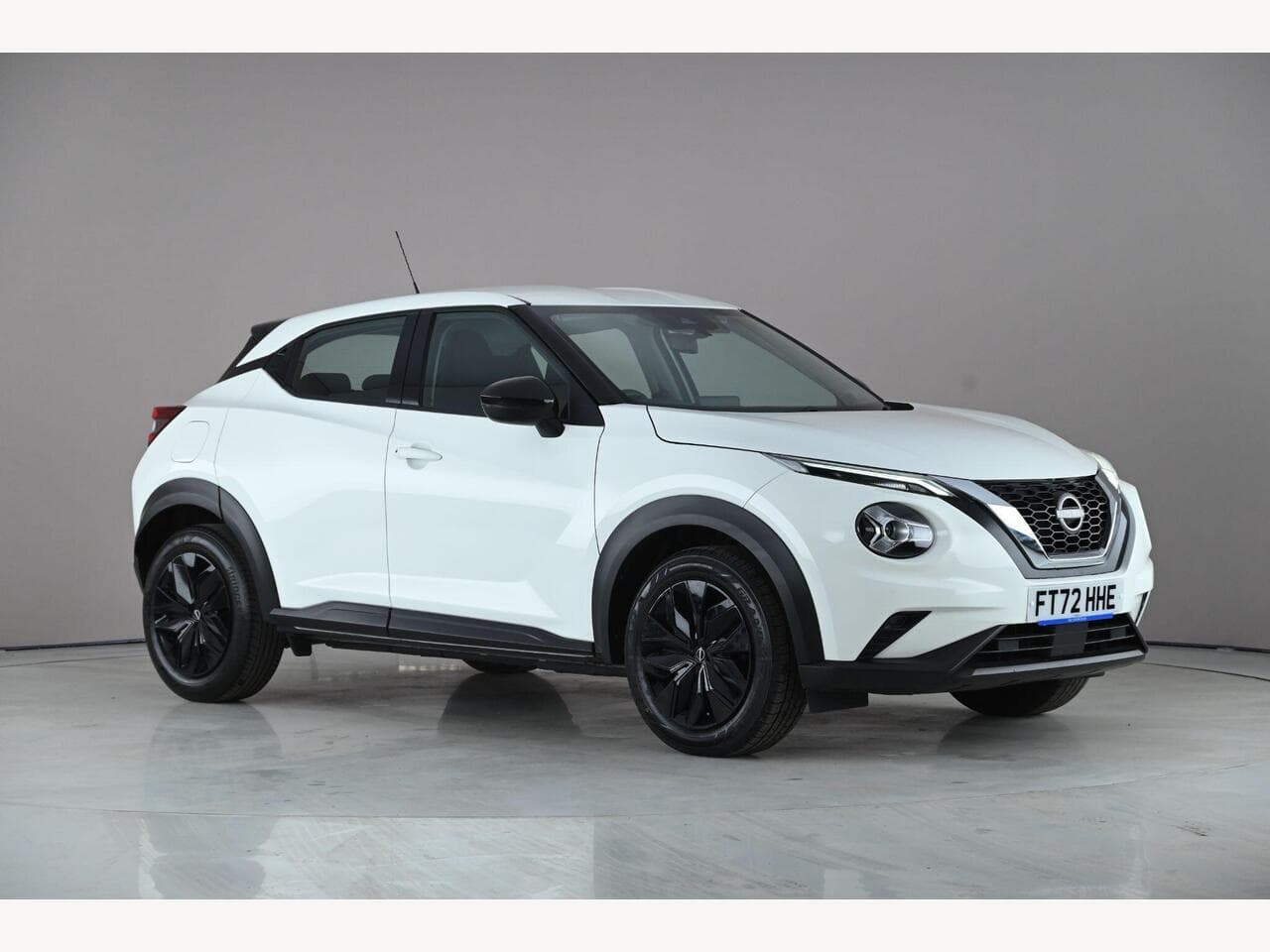 Nissan Juke - Nissan Juke 1.0 DIG-T Acenta Euro 6 (s/s) 5dr