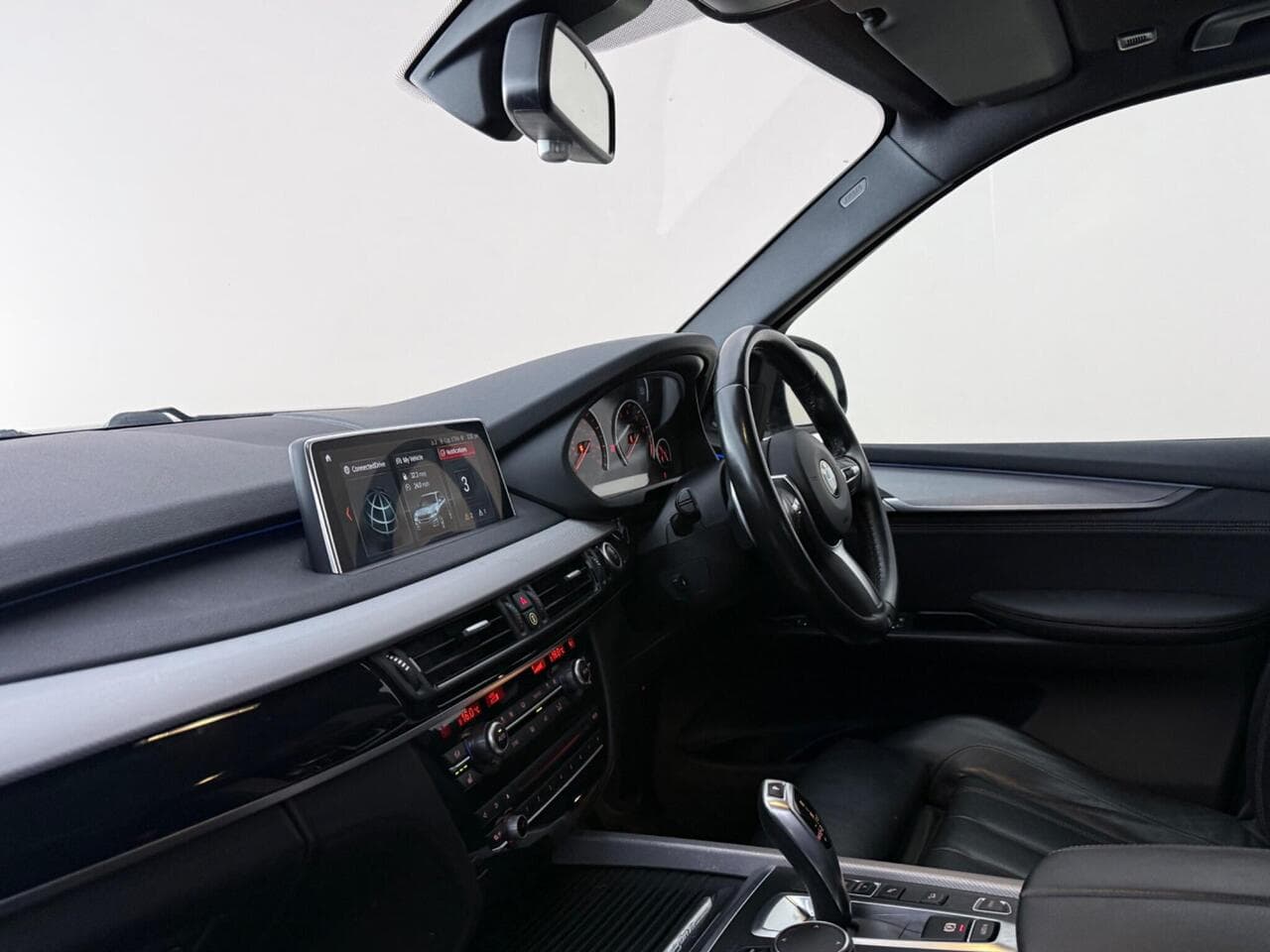 BMW X5 thumbnail Interior Front