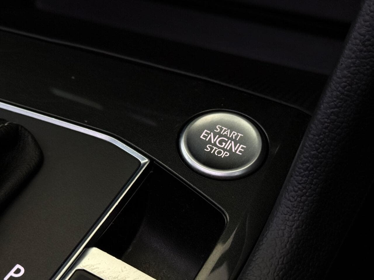 Volkswagen Tiguan thumbnail Misc Controls