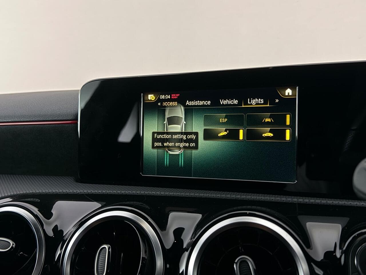 Mercedes-Benz A Class thumbnail Infotainment System