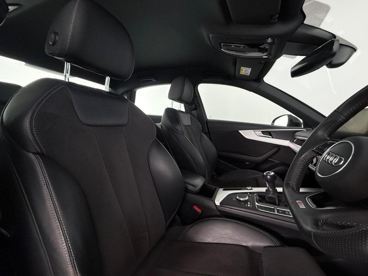 Audi A4 thumbnail Seat Driver