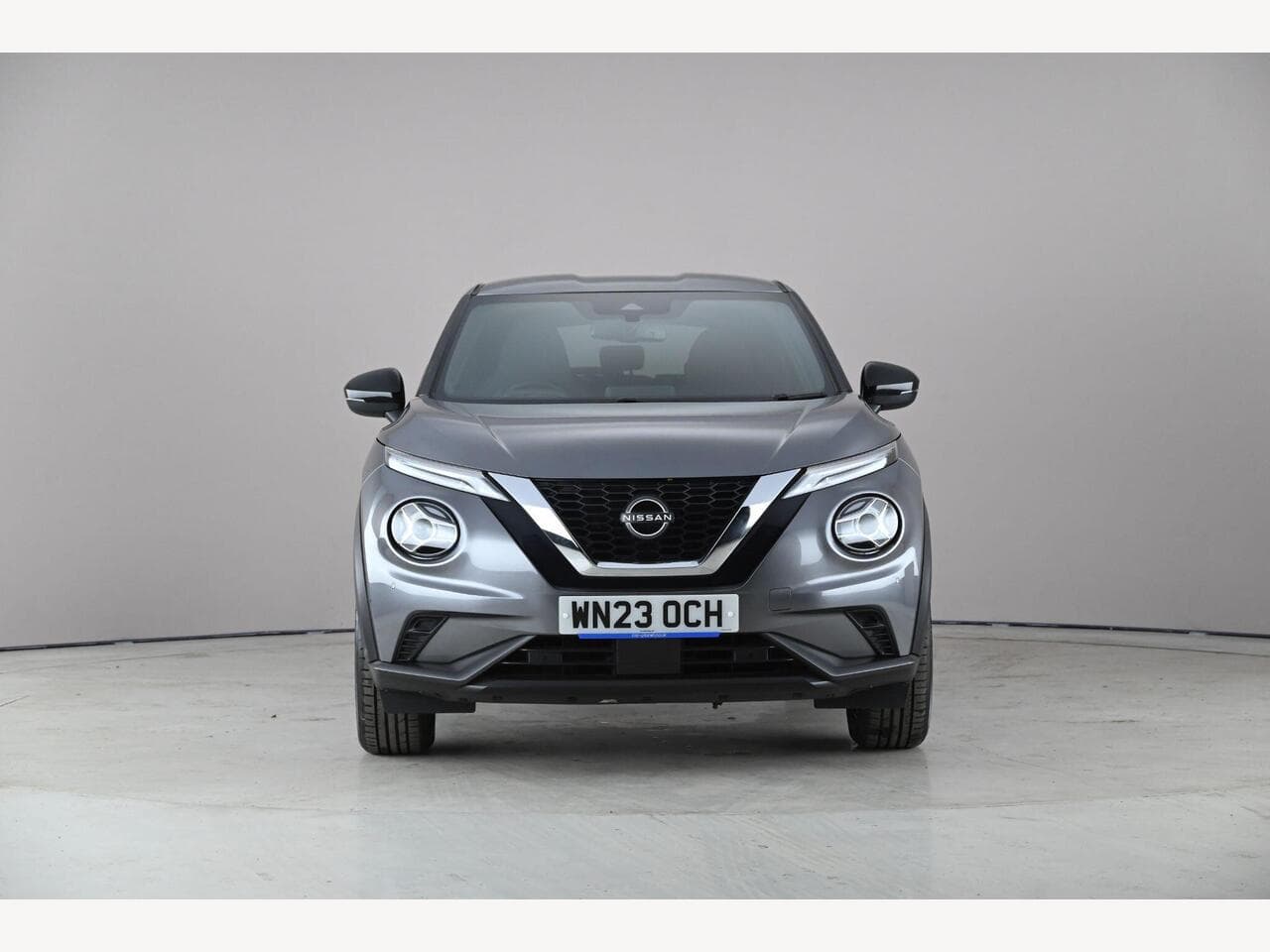 Nissan Juke thumbnail Front