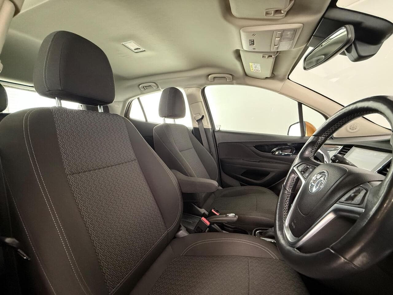Vauxhall Mokka X thumbnail Seat Driver