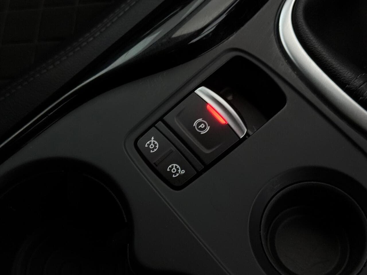 Renault Kadjar thumbnail Misc Controls