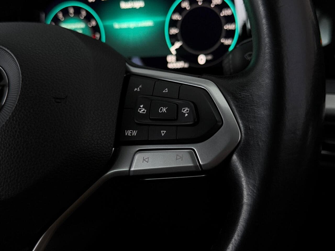 Volkswagen Golf thumbnail Misc Controls