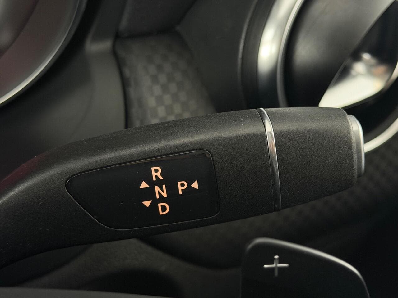 Mercedes-Benz A Class thumbnail Misc Controls