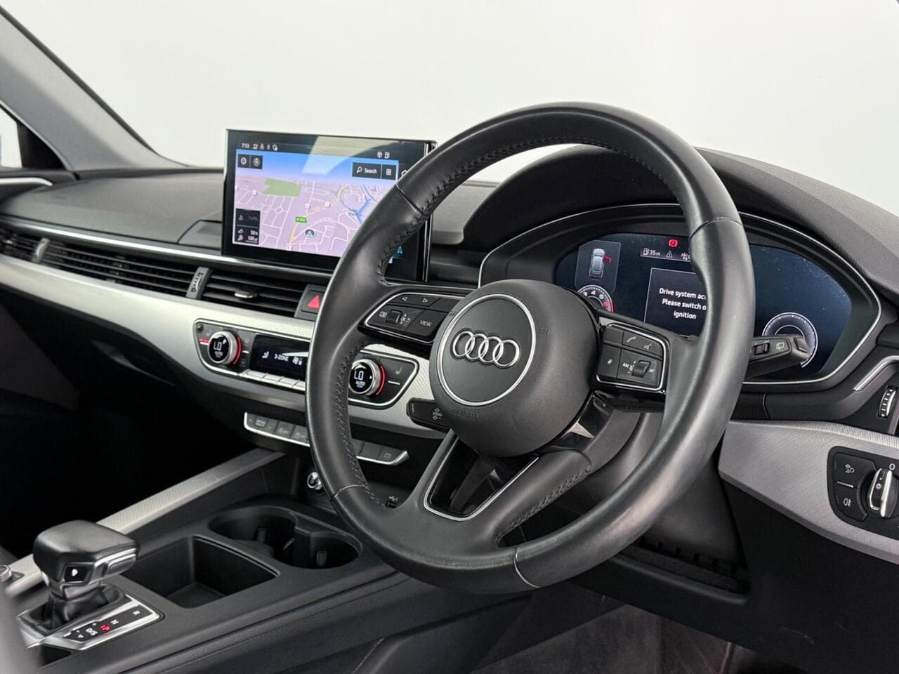 Audi A4 Avant thumbnail Inconclusive