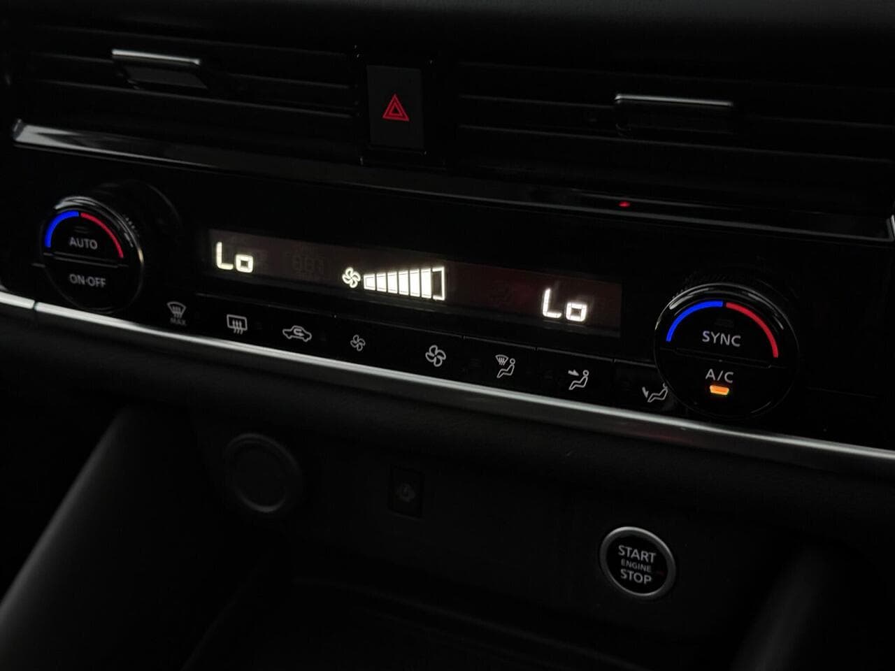 Nissan Qashqai thumbnail Misc Controls