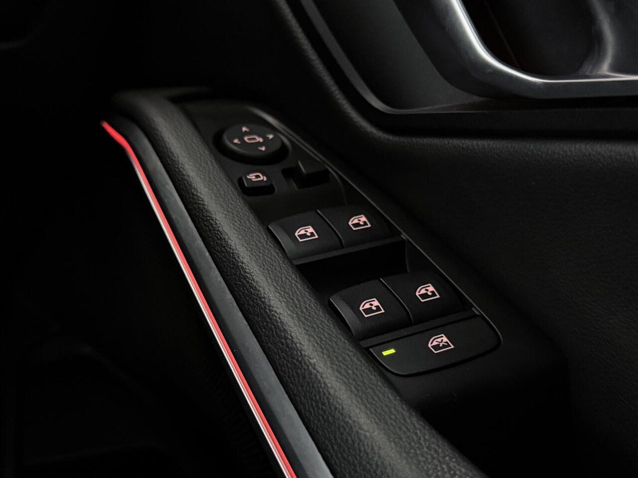 BMW 3 Series thumbnail Misc Controls
