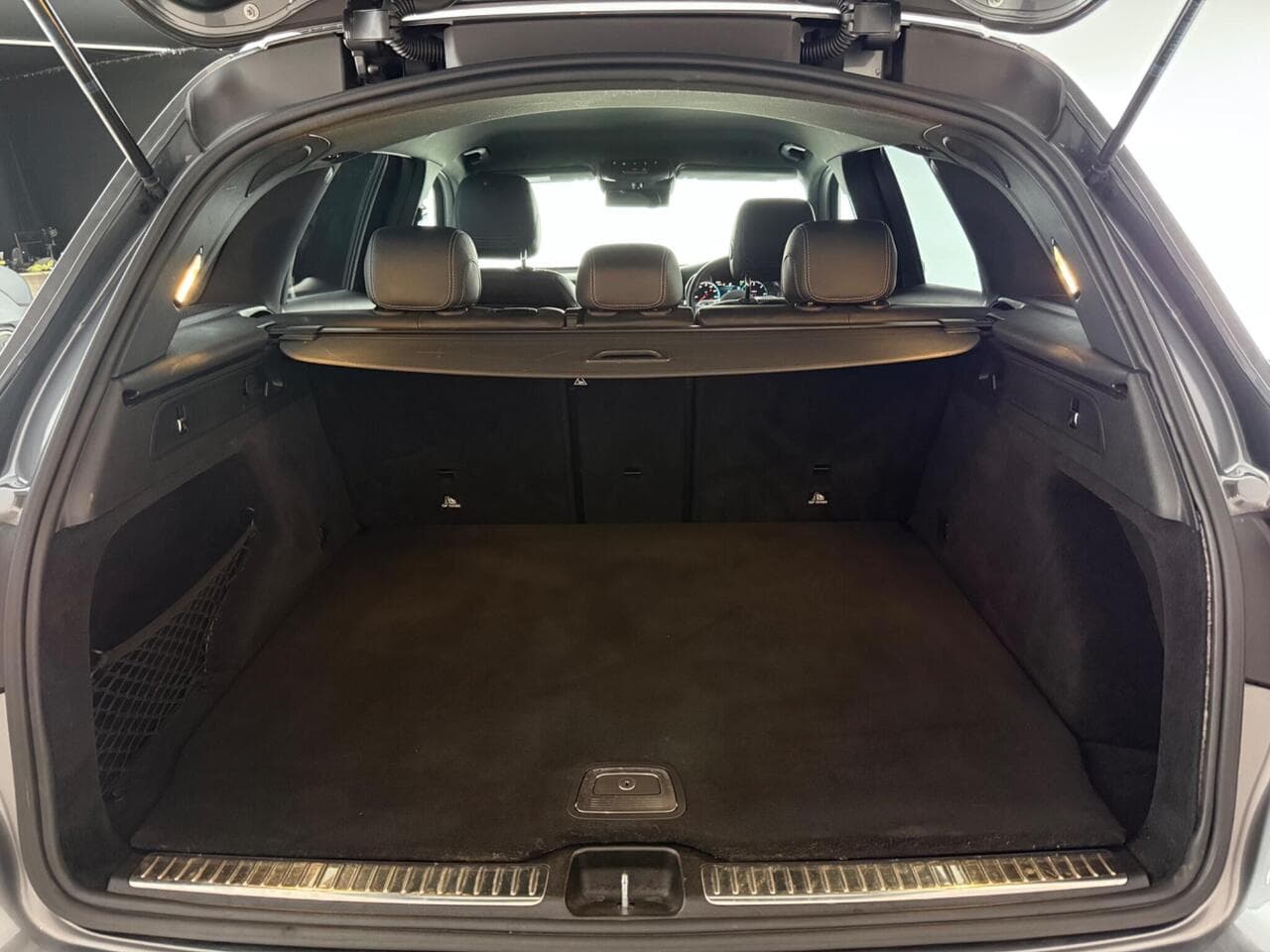Mercedes-Benz GLC thumbnail Boot