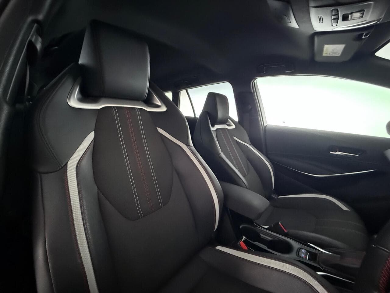 Toyota Corolla thumbnail Seat Driver