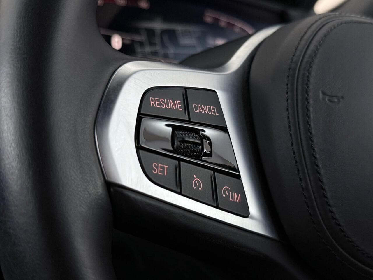 BMW 1 Series thumbnail Misc Controls