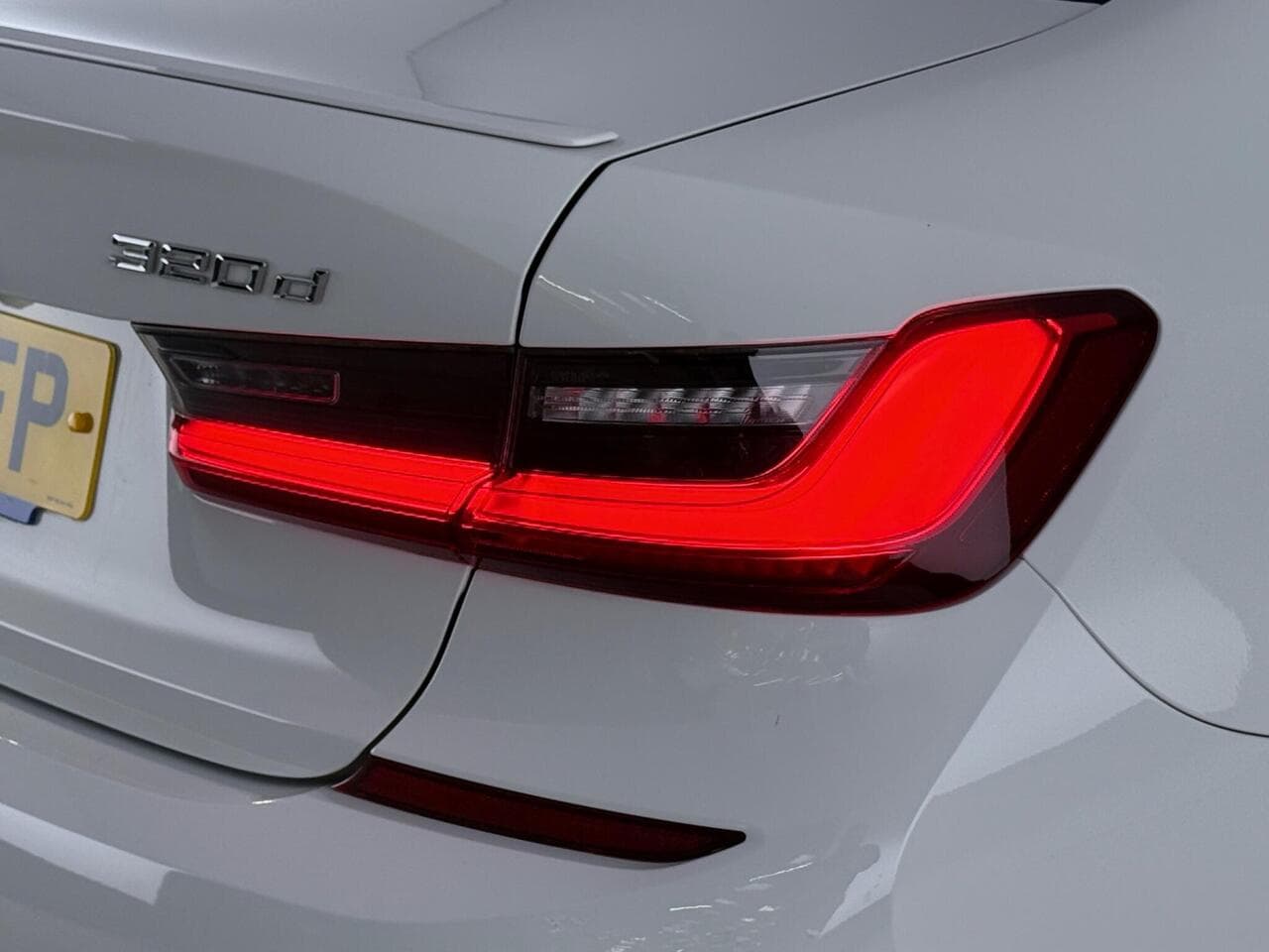 BMW 3 Series thumbnail Lights Rear